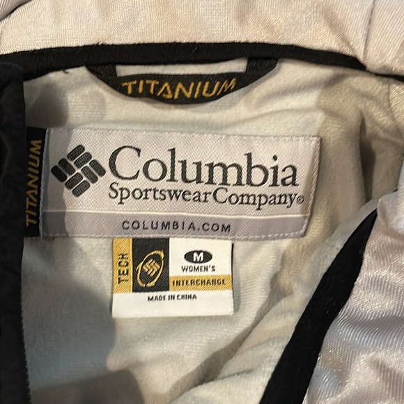 Columbia Black Titanium Tech Interchange Full-zip Quilted Jacket Coat Size M - Picture 13 of 15